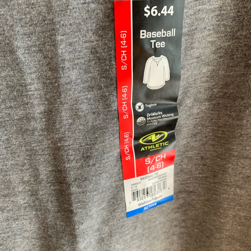 Women’s Baseball Style 3/4 Length Sleeve T-Shirt. NWT - Picture 3 of 4